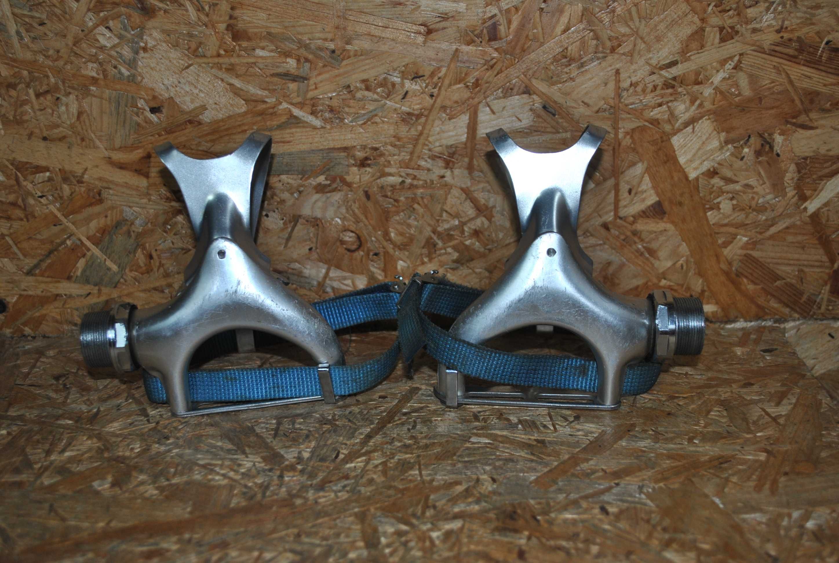 Pedaly platformowe dura-ace z noskami retro