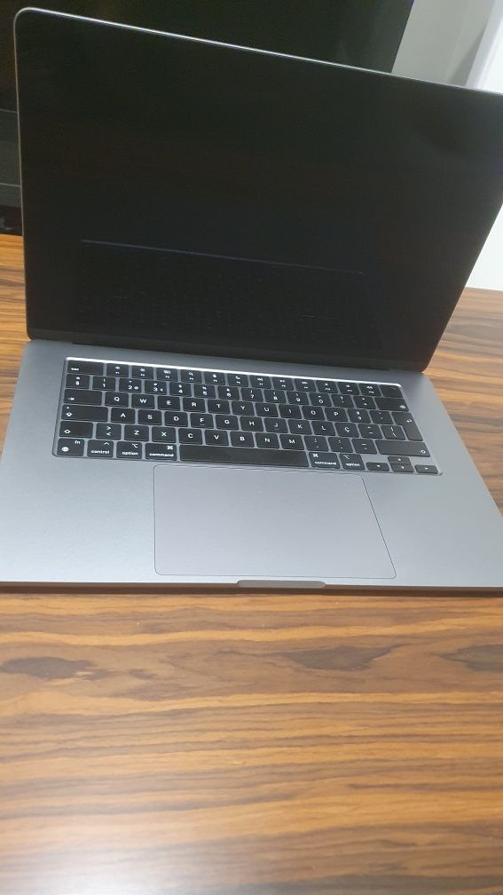 Macbook Air 15" M2 2023 (COMO NOVO)
