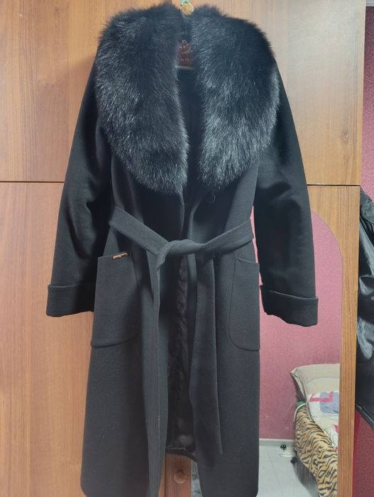 Пальто жіноче шерстяне з хутром