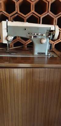 Máquina de costura oliva 515