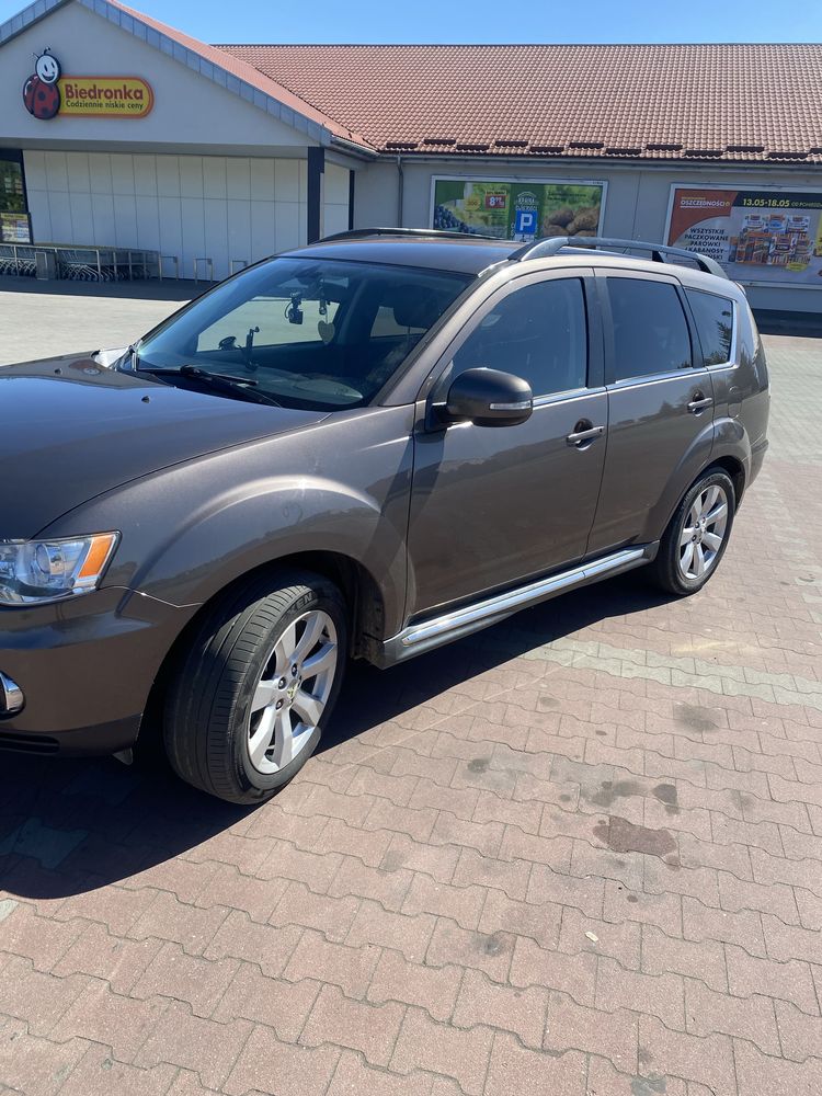 Mitsubihi Outlander 2011