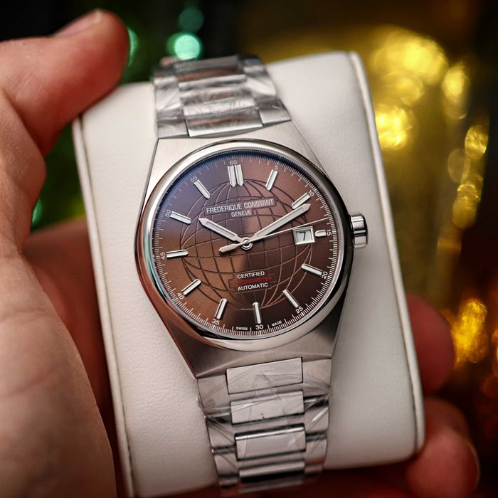 Frederique Constant Highlife Automatic COSC FC-303C3NH6B Brązowy 39 mm