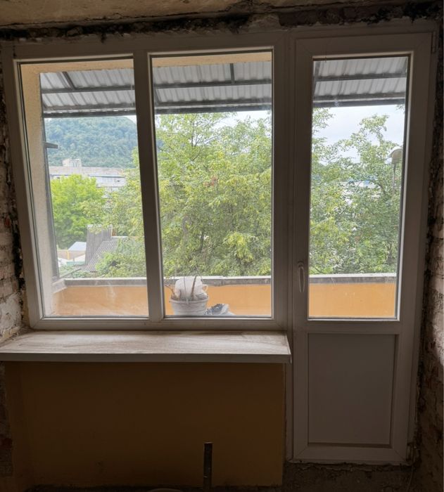 Балконний блок металопластикове вікно та двері