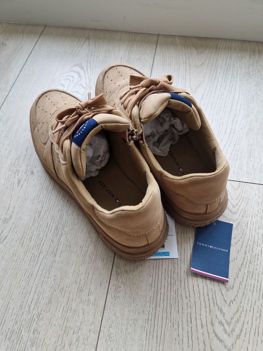 Tommy Hilfiger bezowe sneakersy, buty rozmiar 40, okazja!
