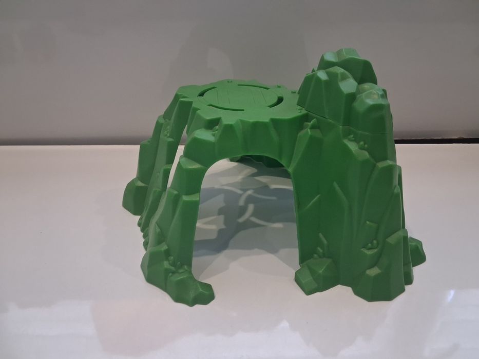 Pociąg z wagonem, tunele i akcesoria do torów tomek i przyjaciele