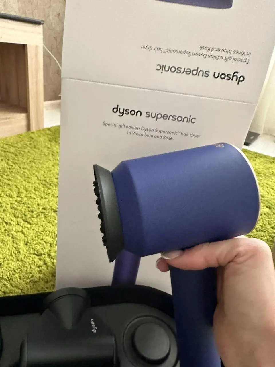 Фен Dyson  Дайсон HD08 Supersonic Limited Edition Vinca Blue