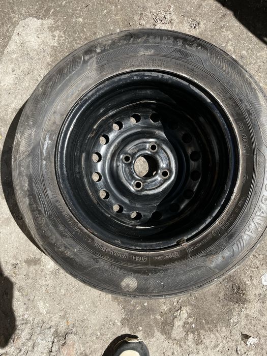 Колеса 2шт Шины R13 175/70 автошины зима