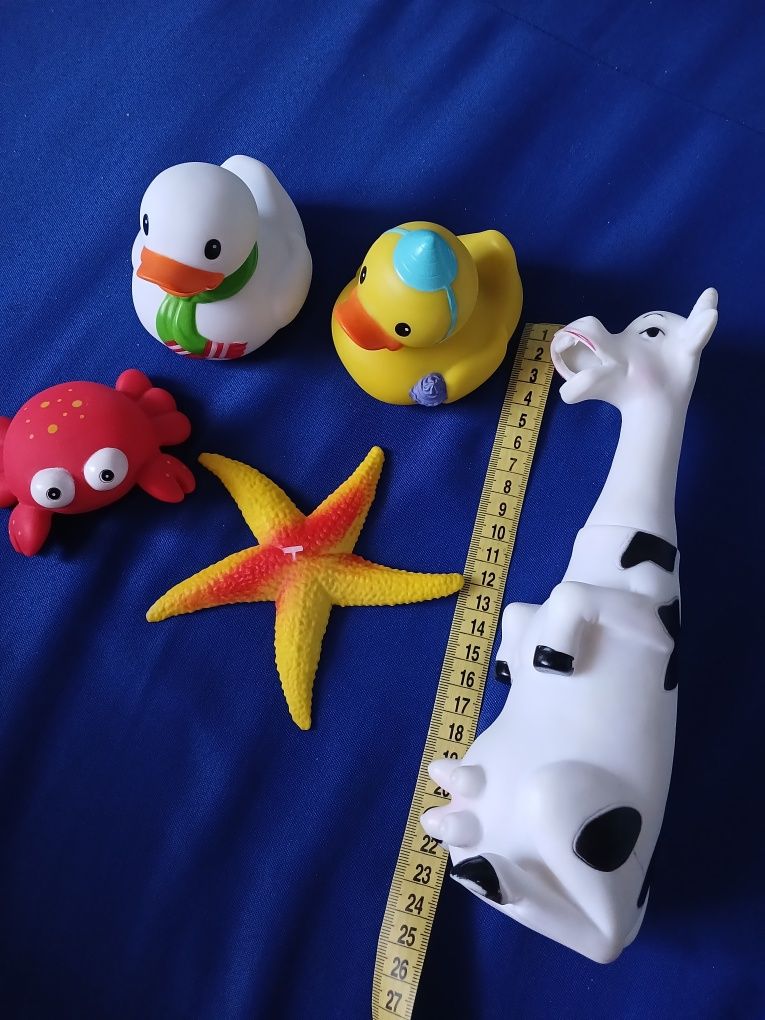 Набір іграшок для купання фірмові infantino.Уточка,каченя,краб,зірочка