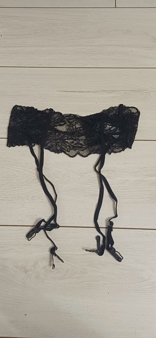 Pas do pończoch nowy