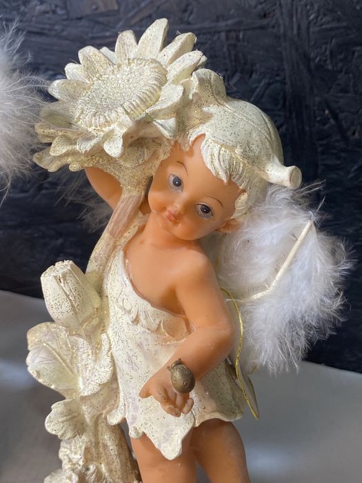 Ангел , статуетка