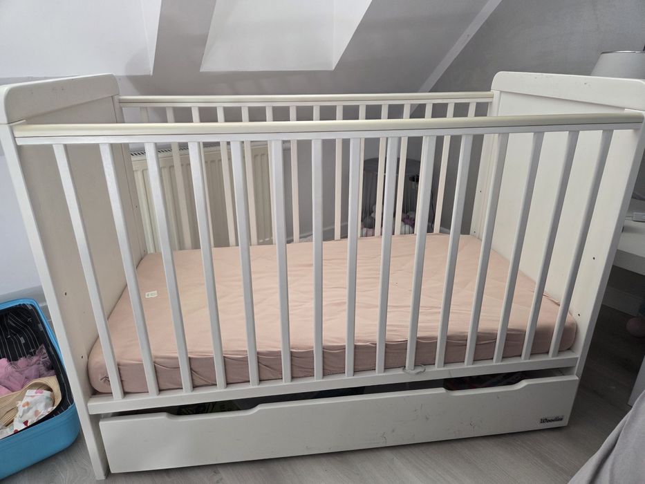 Łóżeczko dziecięce Woodies + materac + szuflada używane miesiąc