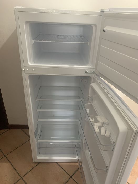 Frigorífico semi novo