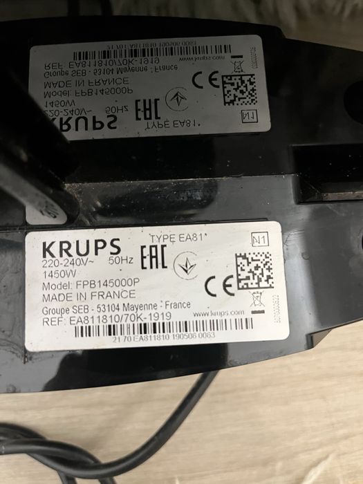 Máquina de café automática krups FPB145000P usada