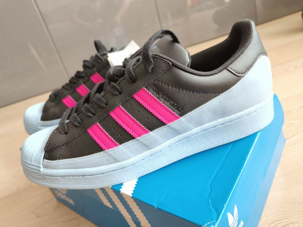 Buty Adidas Superstar r. 44 i 2/3