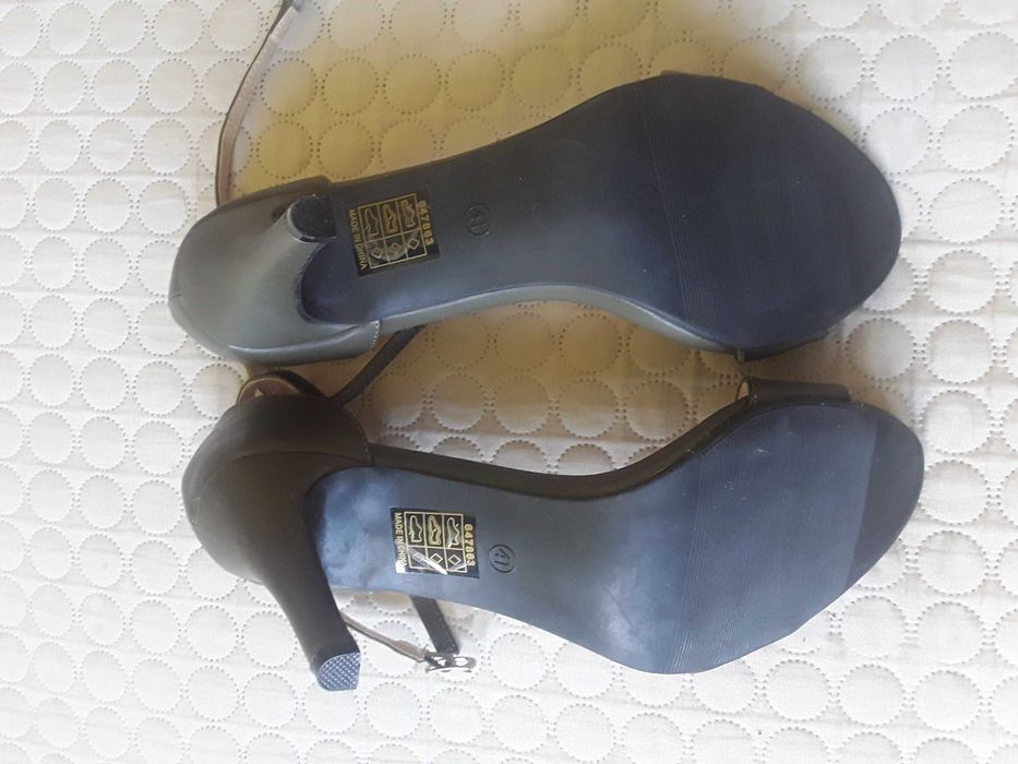 Buty szpilki Body Flirt rozm. 41