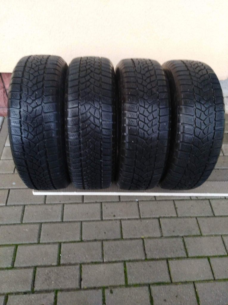 Opony zimowe 205/60R16 Firestone Winterhawk 3