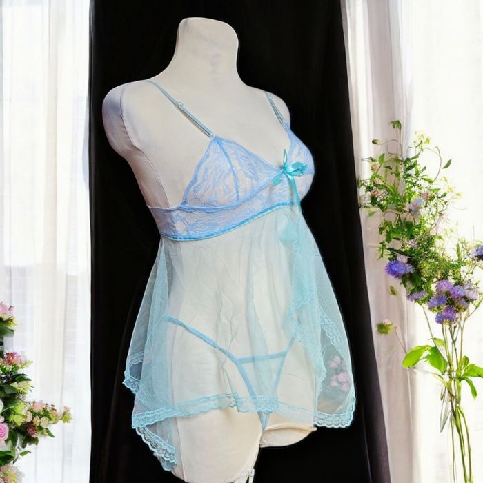 Nowy błękitny komplet bielizny damskiej dwuczęściowy