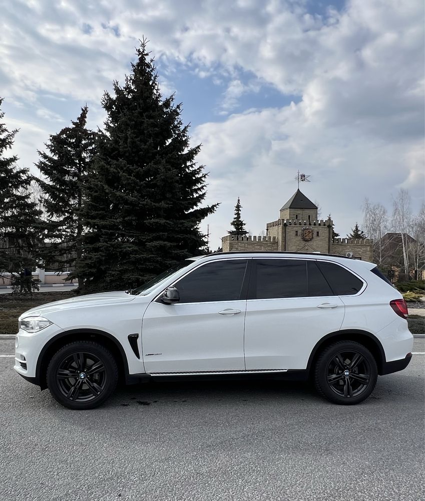 BMW F15 в отличном состоянии