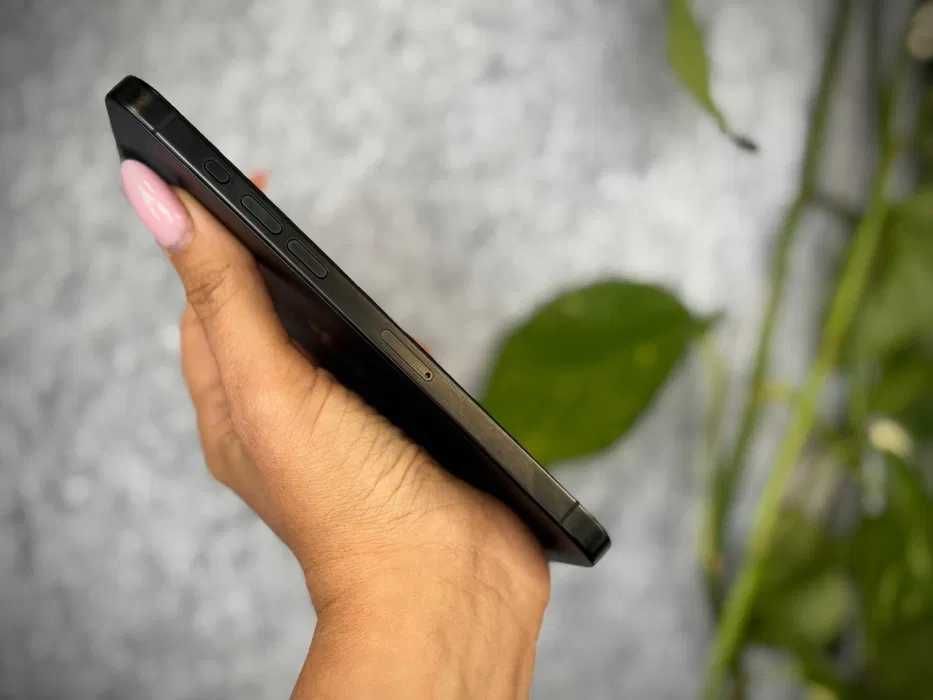iPhone 15 Pro Max 256 GB Black Titanium – jak nowy!