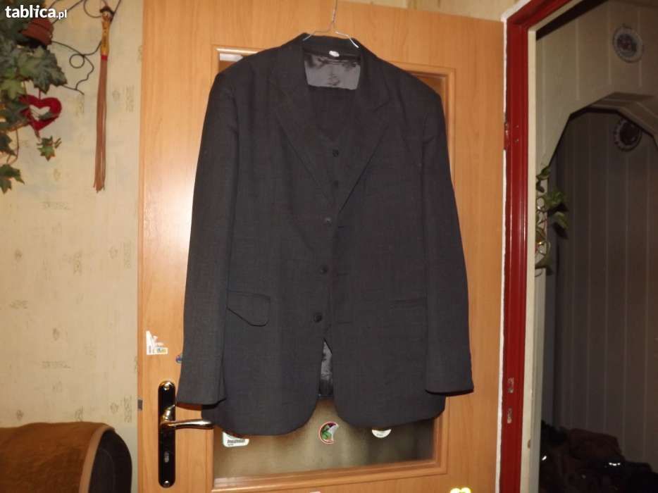 Sprzedam szary trzyczęściowy garnitur roz.50