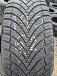 Opona używana 215/70R16 Kumho Solus 4S HA32 SUV 1szt.
