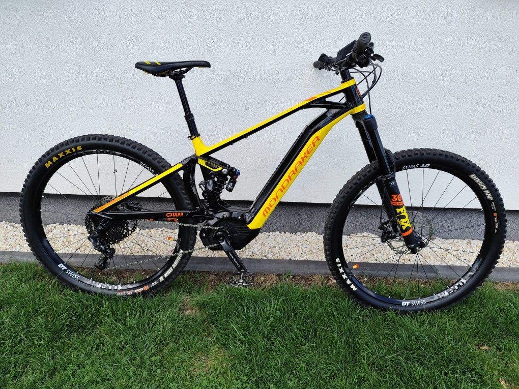 Rower elektryczny Mondraker Level R w rozmiarze M.kolo 29.DtSwiss.Supe