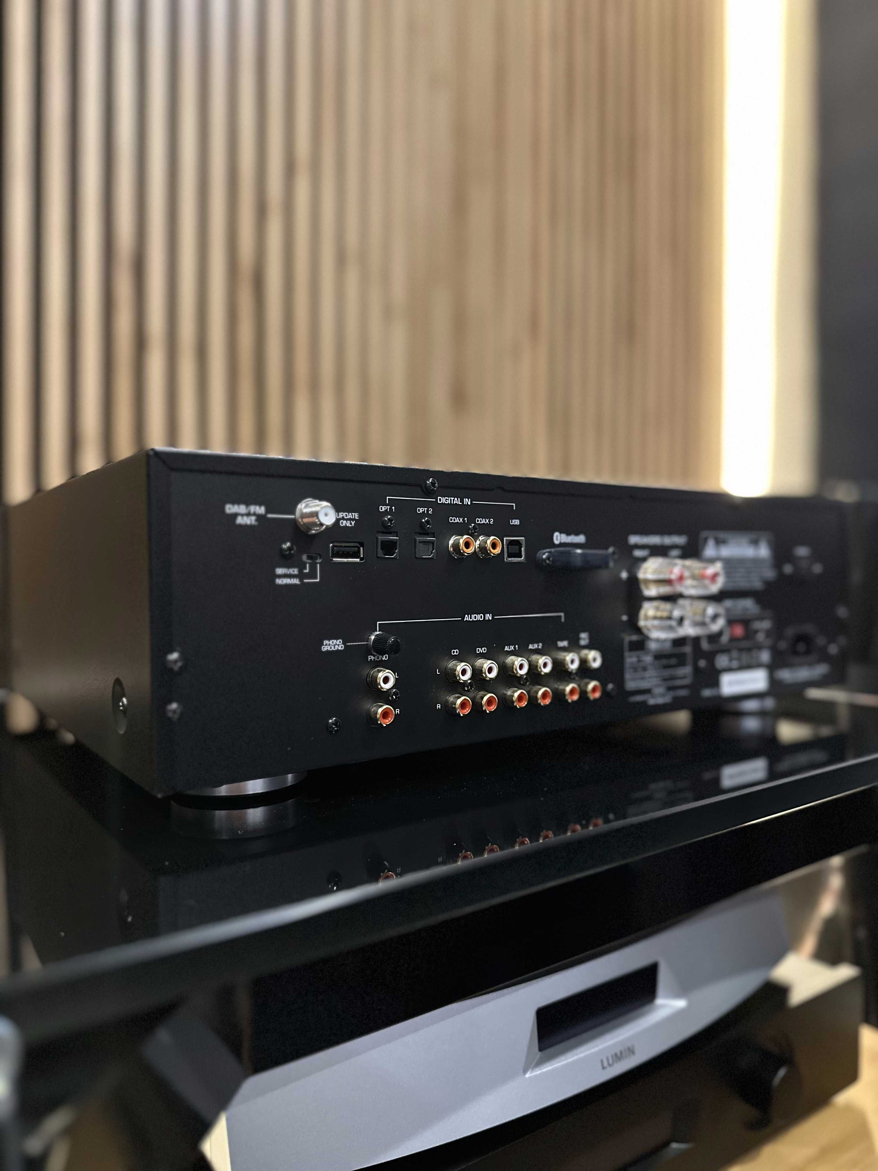 Magnat MR 780 Ekspozycja - Wzmacniacz stereo