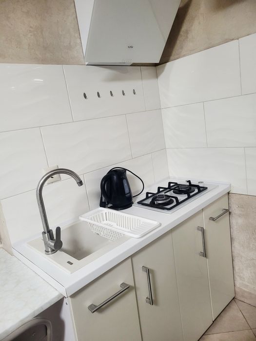 Здається в оренду кухня студія та спальня по вул.Окружна