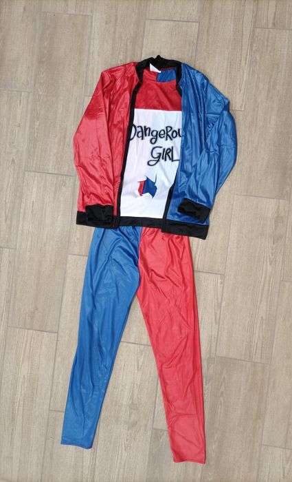 Fato Harley Quinn e acessórios