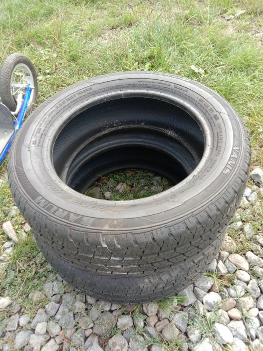 Продам шини для машини