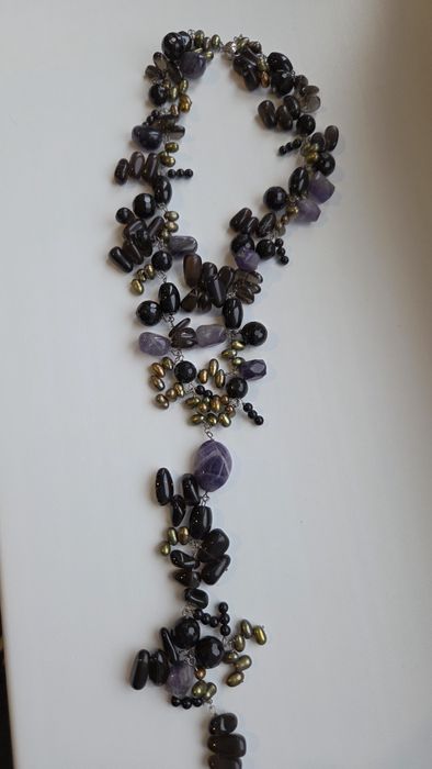 Буси з гранату і аметисту