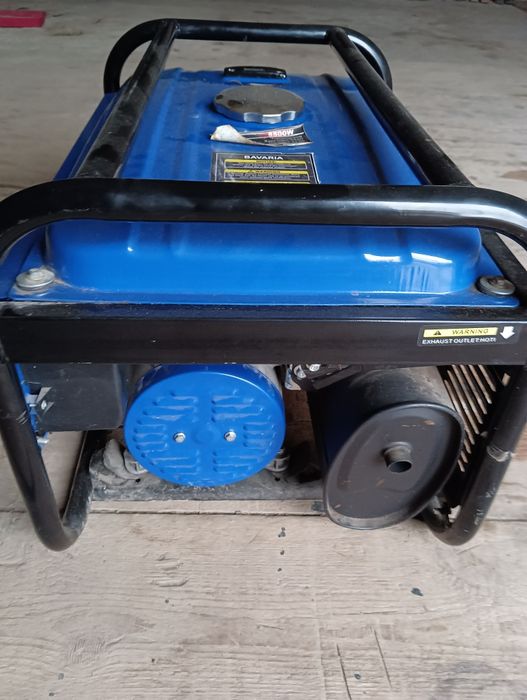 Бензогенератор .5500W