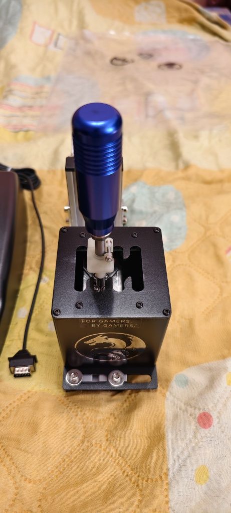 Logitech G923 + Shifter