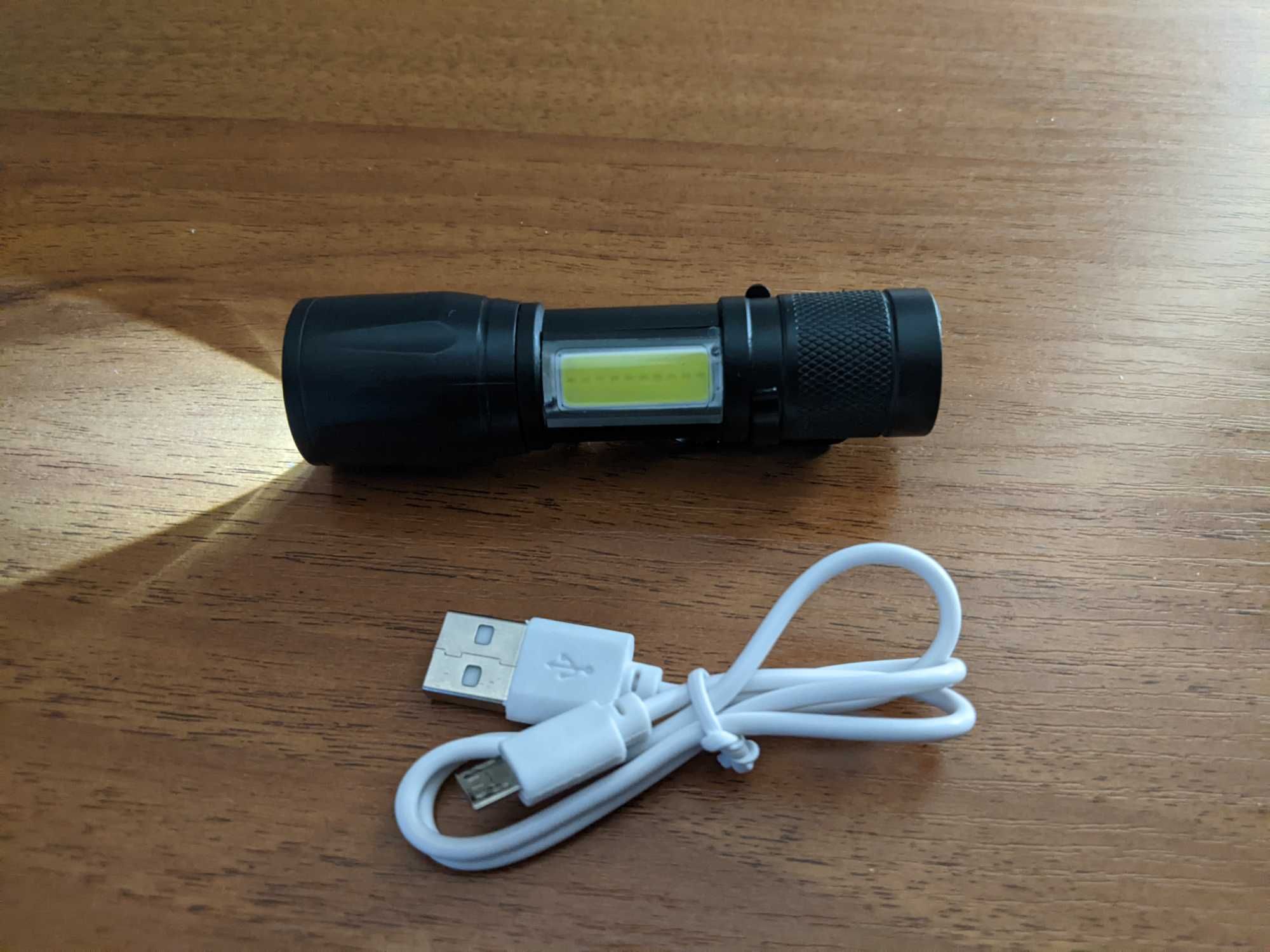 Кишеньковий ліхтарик USB (ОПТ)