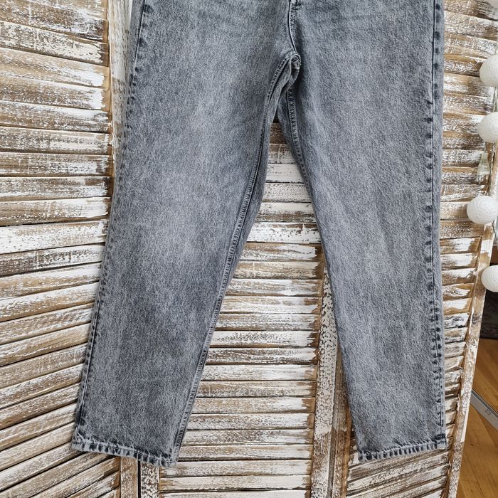 Spodnie młodzieżowe Pull&Bear 44 jeans