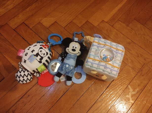 Zabawki dla niemowląt grzechotki sensoryczne zawieszki