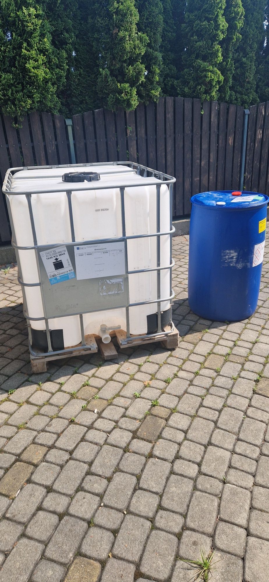 Beczka pcv 220 l