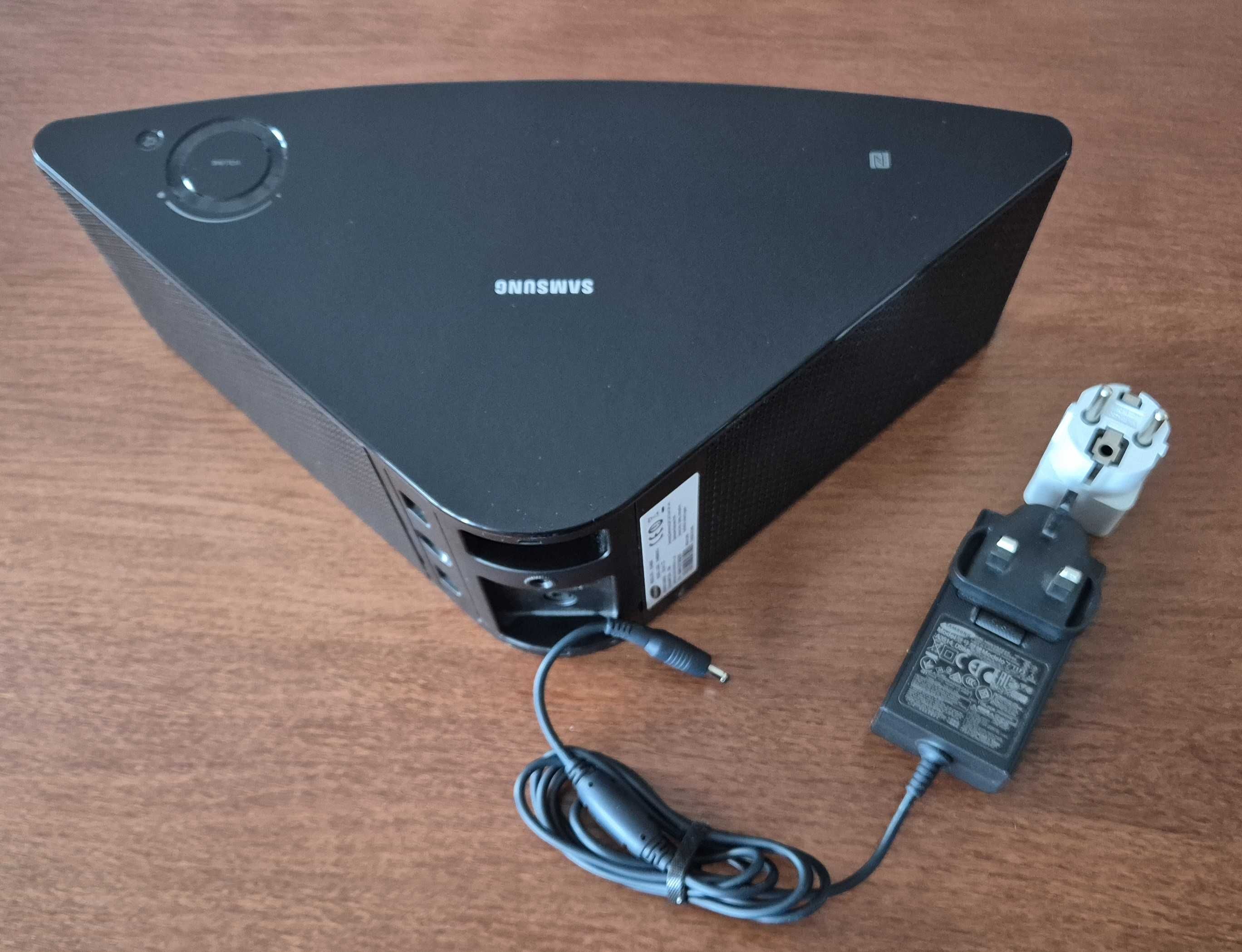 Głośnik bezprzewodowy system audio M5 Samsung WAM 550 BT NFC