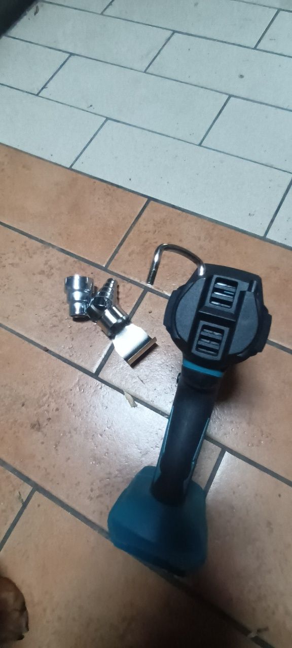 Opalarka na baterię makity 18v