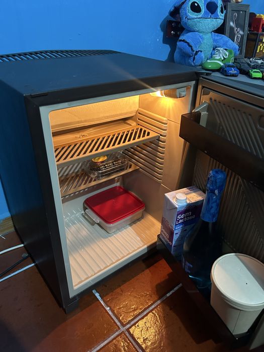 Frigobar/ Minifrigorifico