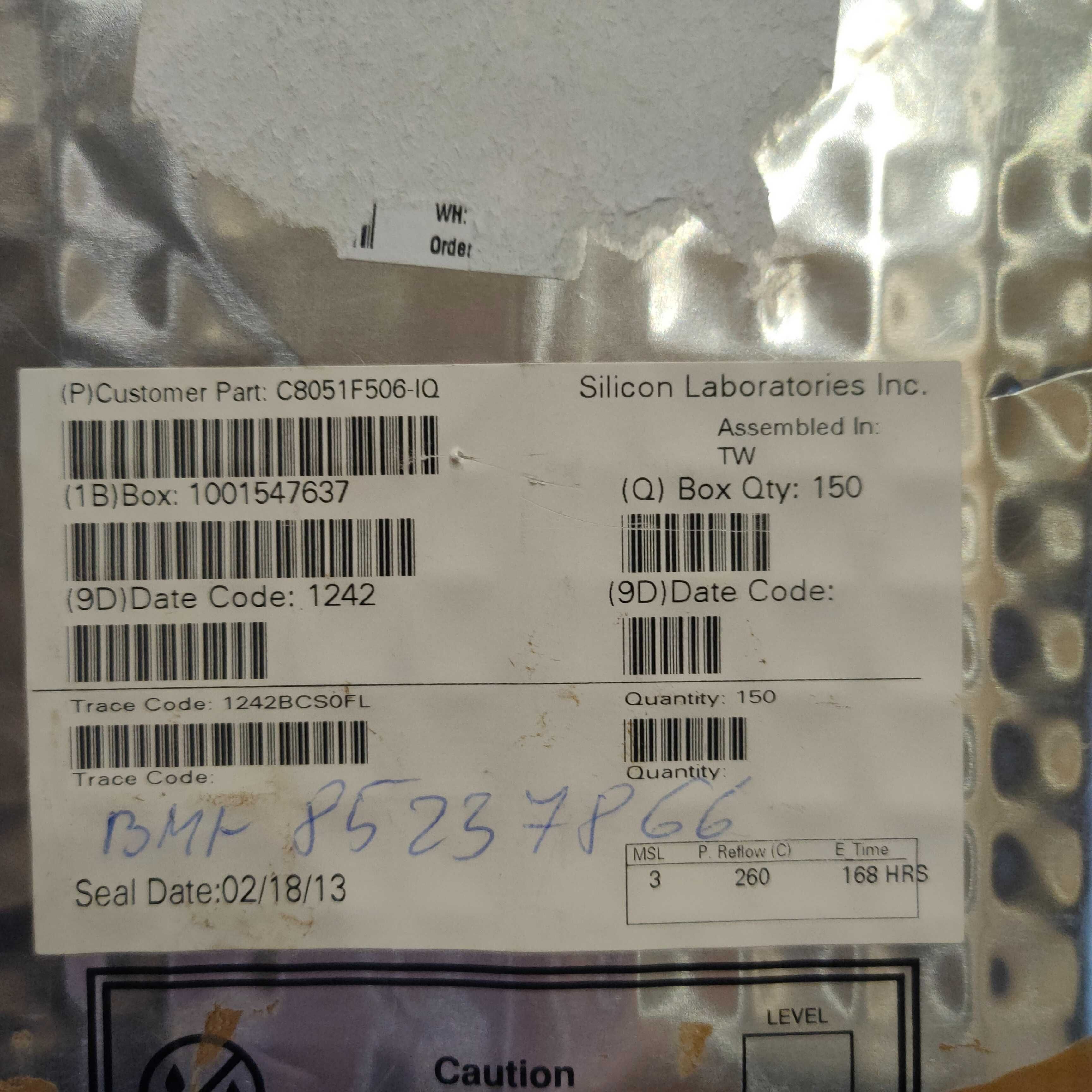 Mikroprocesor 8051 C8051F506-IQ