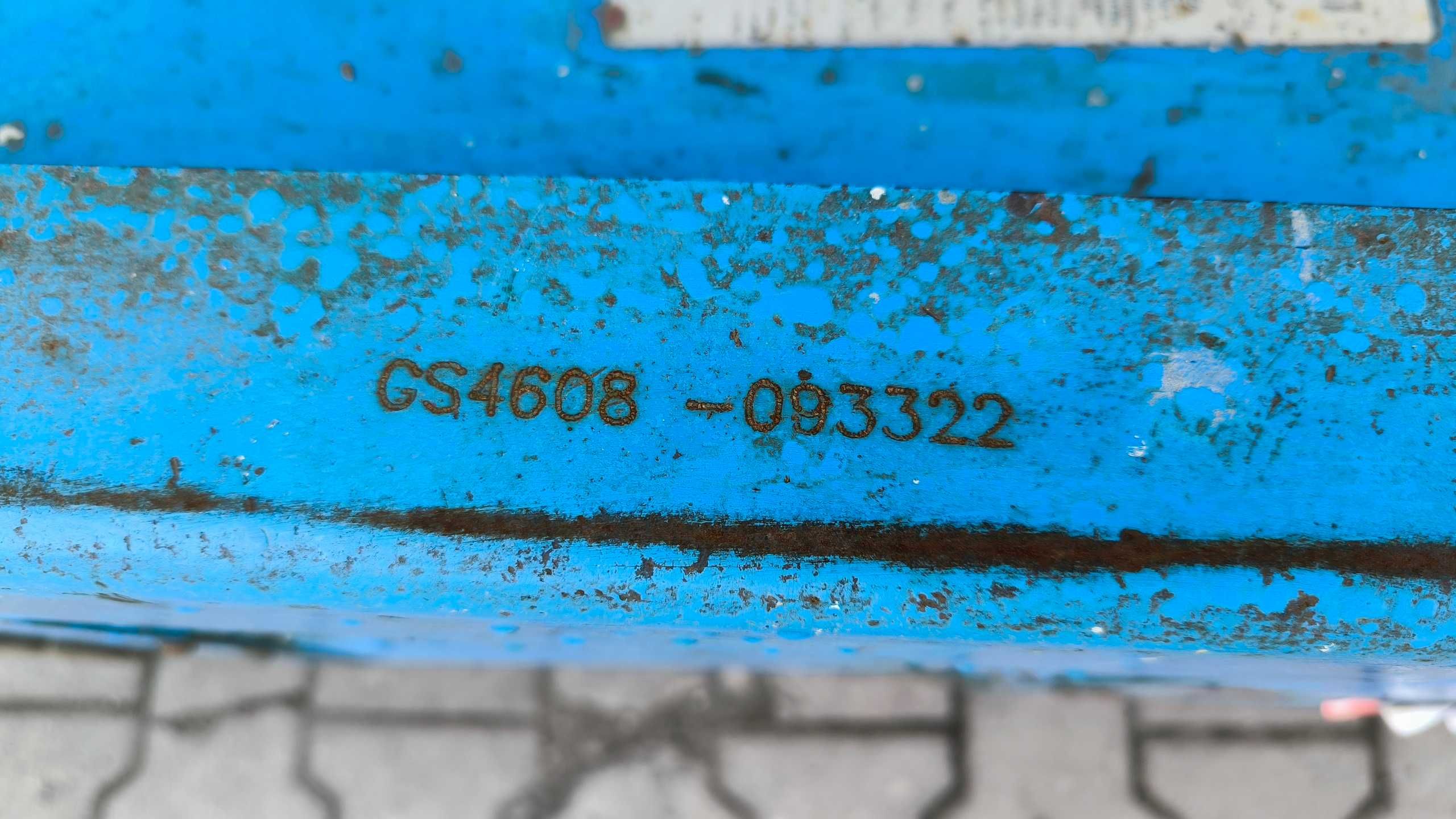 Elektryczny podnośnik nożycowy GENIE GS 3246 rok 2008 cena 20500 netto