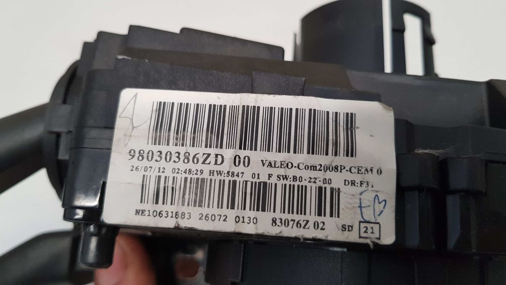 Conjunto / manetes de luzes e limpa vidros PEUGEOT 208