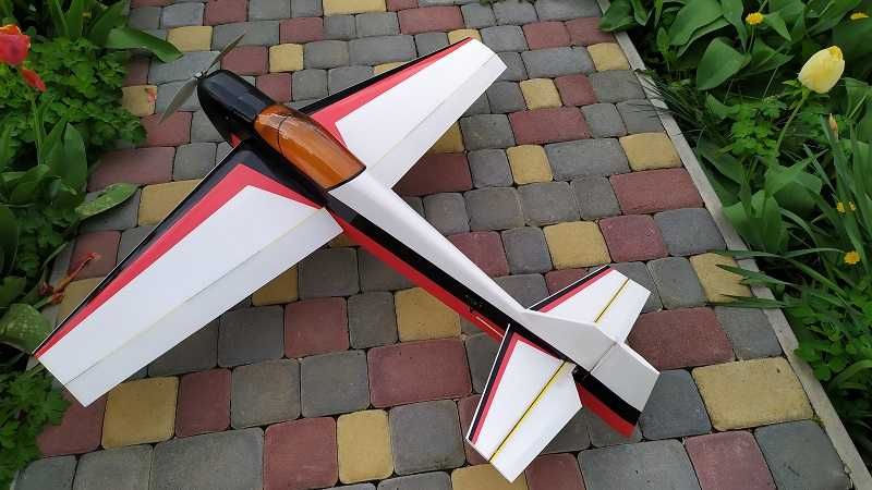 Продам авіамодель