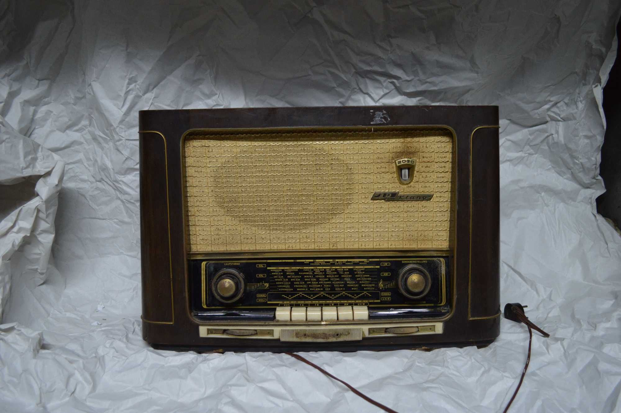 stare lampowe  radio Grundig prl antyk 37x54x23
