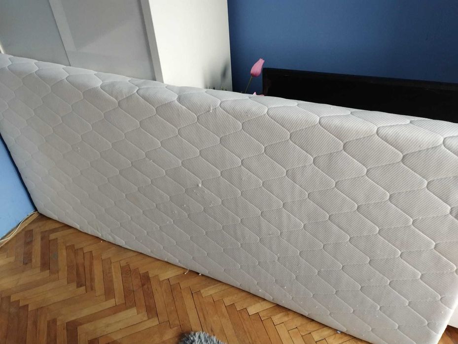 Łóżko drewniane 90x200 z materacem pojedyncze 2 materace