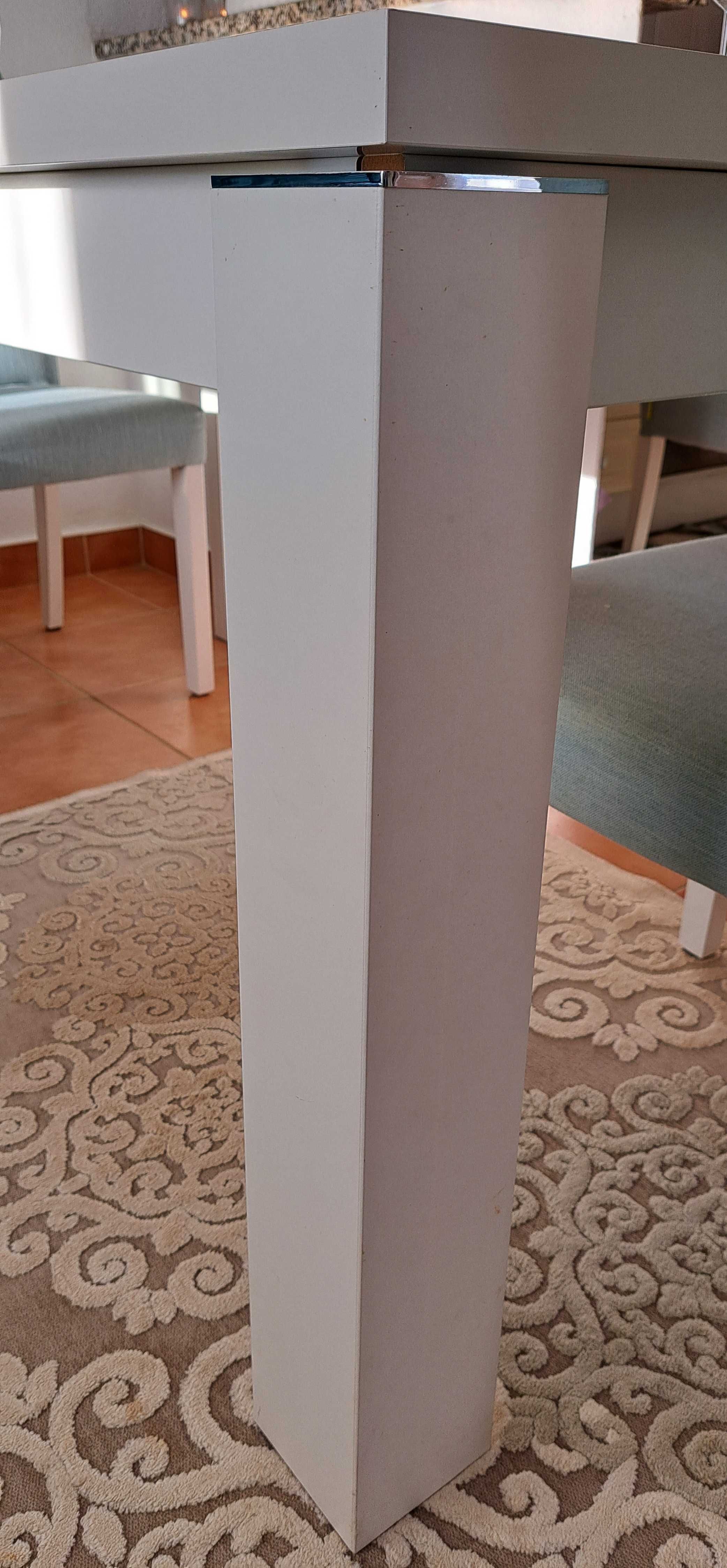 Vendo mesa branca Lourini / white table