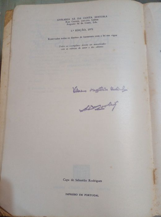 Livro antigoN °33 da 1 °EDIÇÃO 1971 "ENSAIOS" Assinada pelo Autor
