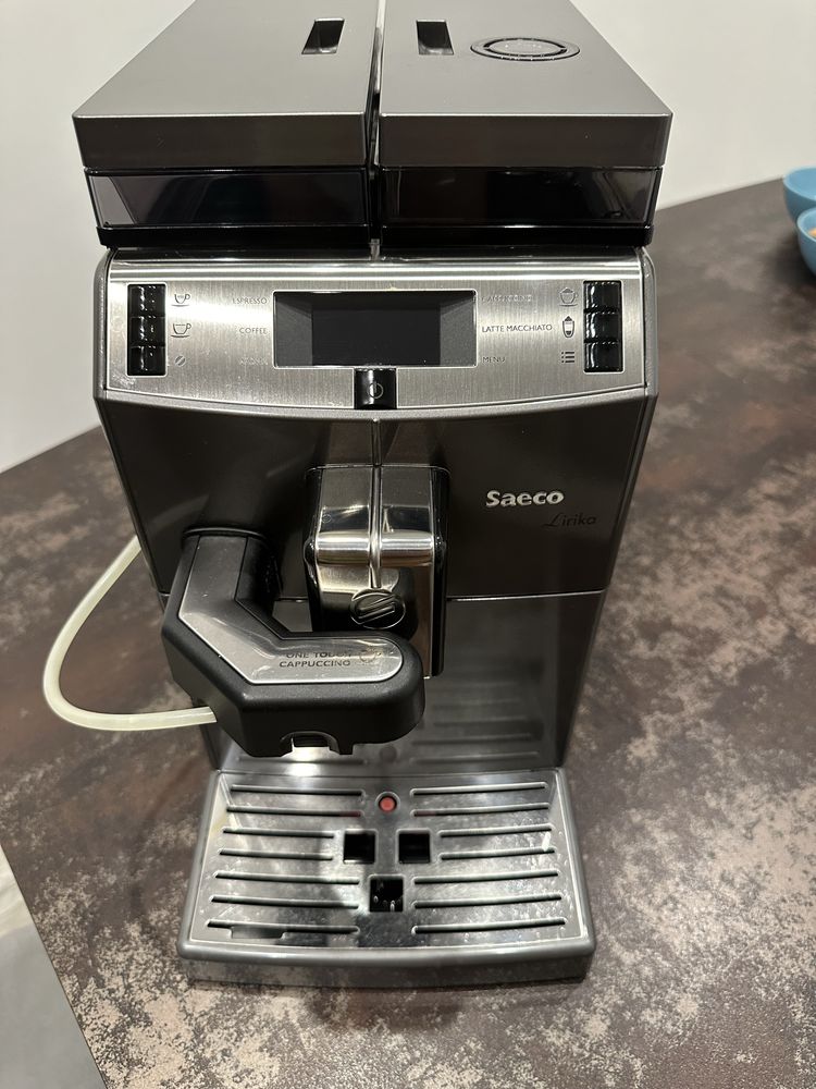 Кофемашина Saeco LIRIKA One Touch Cappuccino