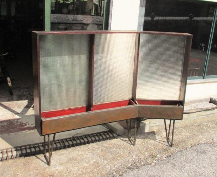 Móvel floreira Art Deco